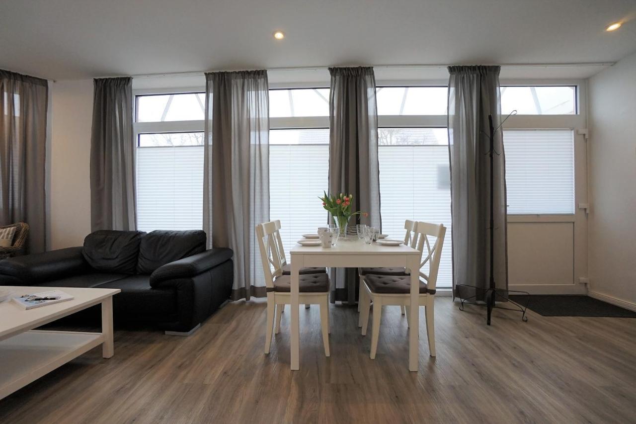 Deich Apartment Busum Exterior photo
