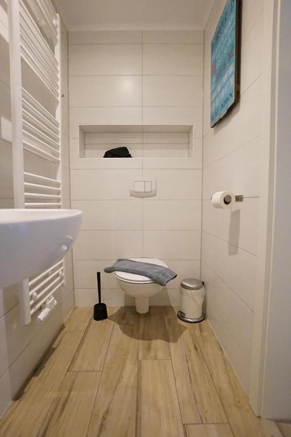 Deich Apartment Busum Exterior photo