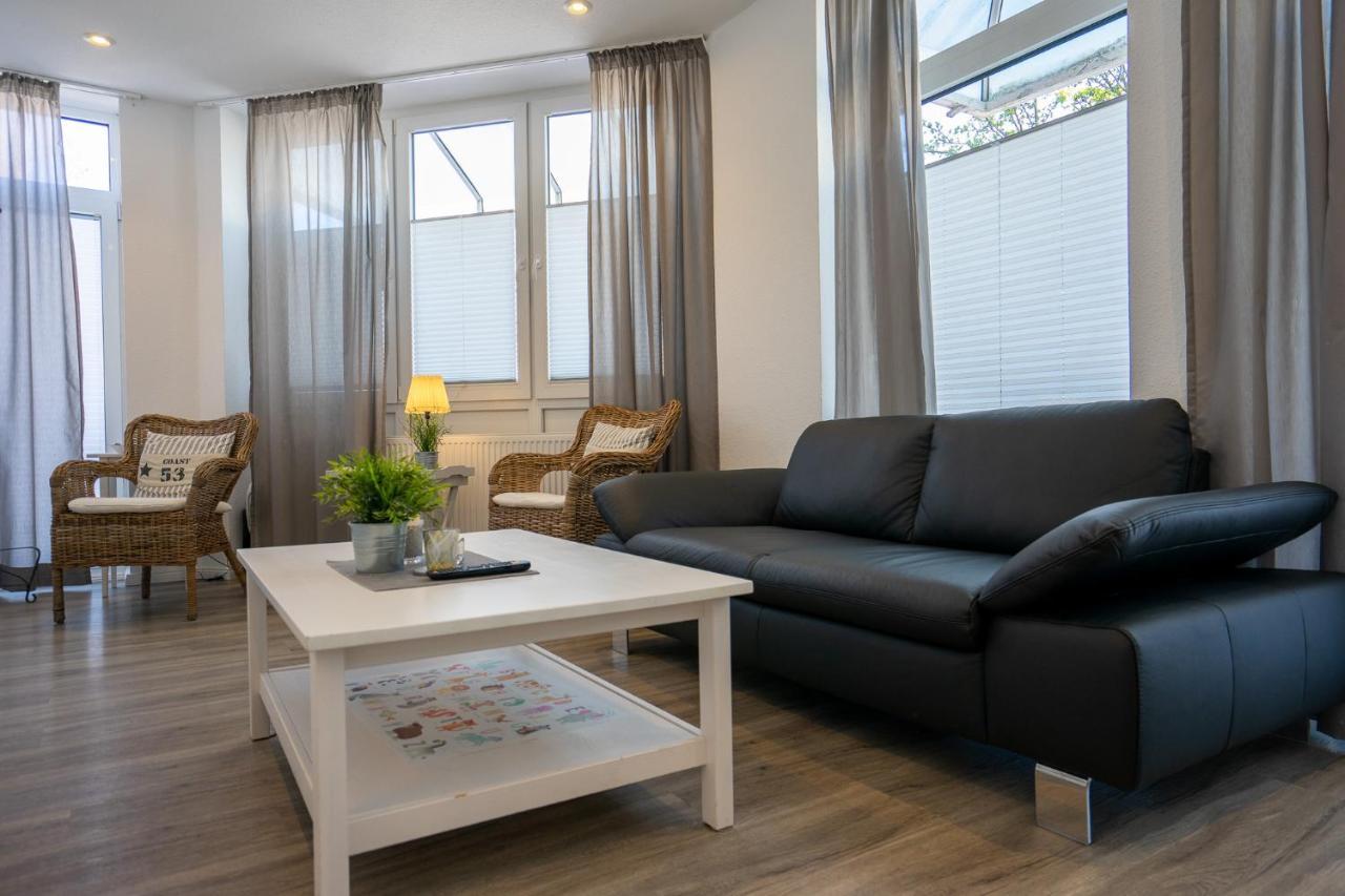 Deich Apartment Busum Exterior photo